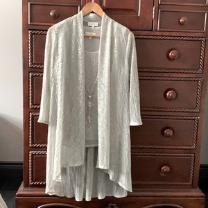 Laura 3 piece set. Silver shimmer. Size 10.